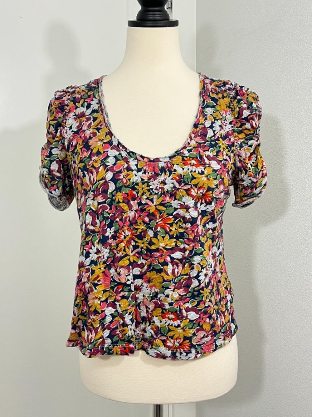 Maeve (Anthropologie) XS Extra Small Floral Print Short Sleeve Blouse
